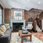 82 Linnsmore Cres Living Room